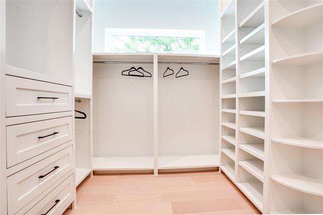 Building Photo - 7614 Linwood Ave