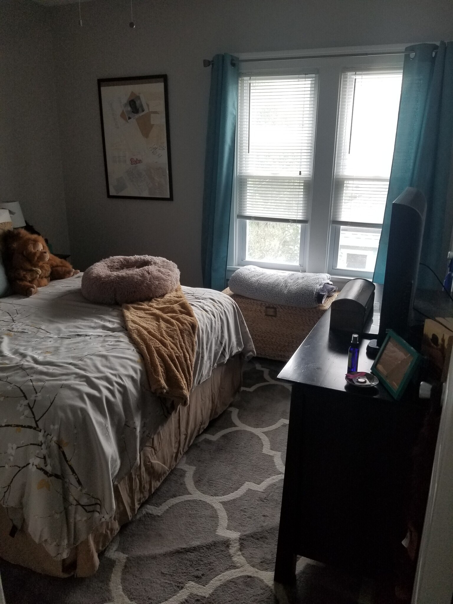Bedroom - 4516 N Bartlett Ave