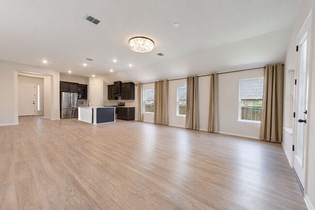 Building Photo - 3507 Sunburst Ct