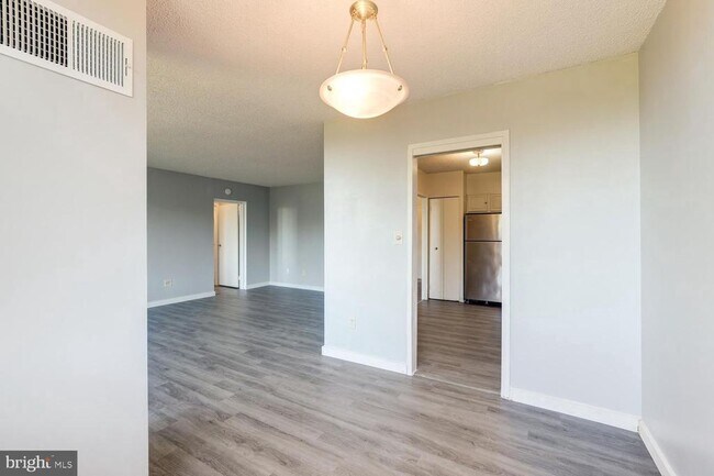 Building Photo - 5500 Holmes Run Pkwy