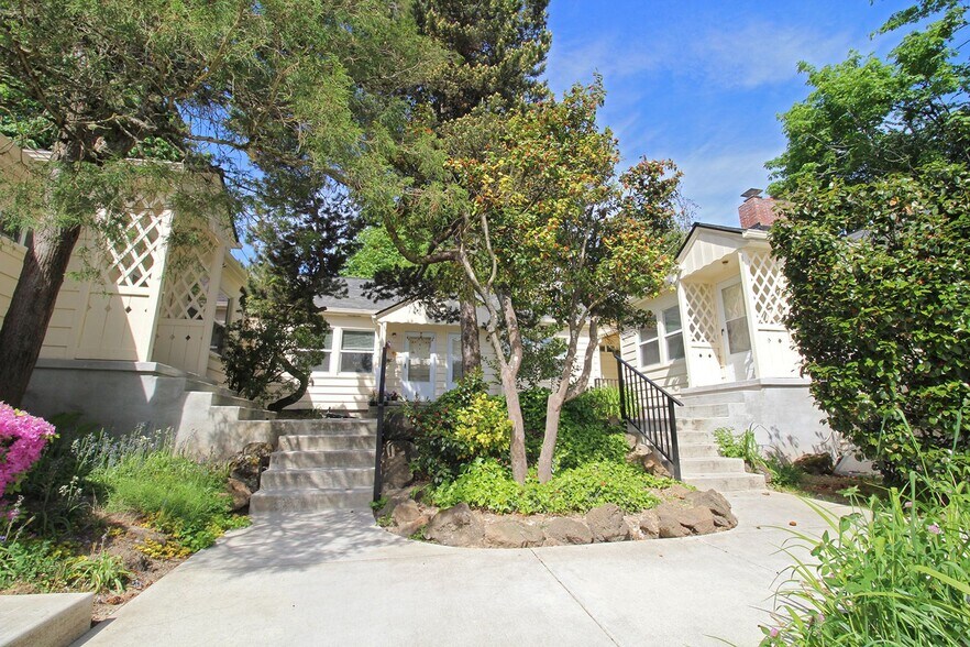 Primary Photo - 3507 SW 11th Ave