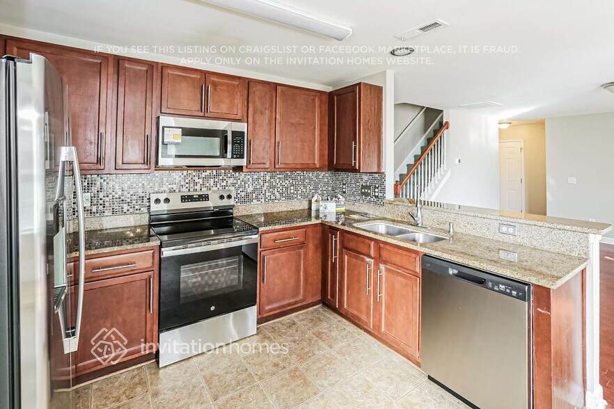 Building Photo - 4193 Broadstairs Dr SW
