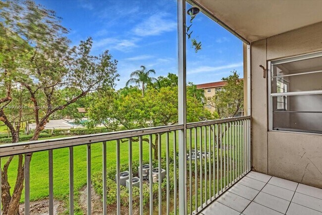 Building Photo - 12501 SW 14th St