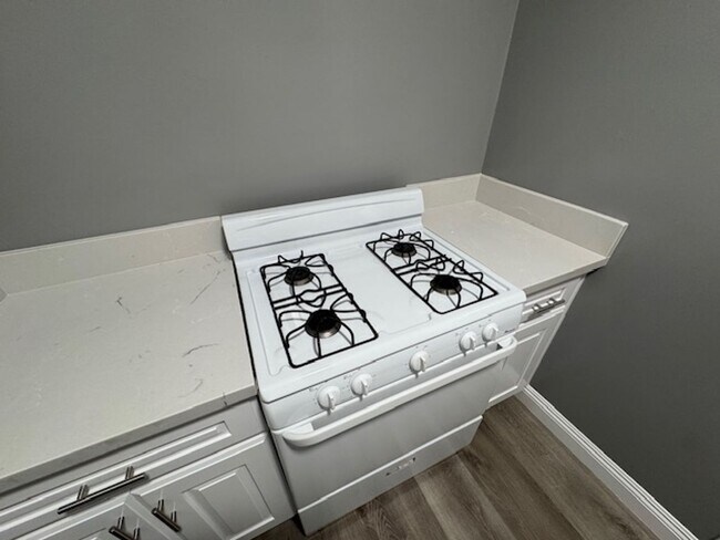 Building Photo - 714 Lime Ave