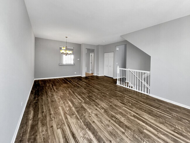 Building Photo - 3414 Cameron Dr