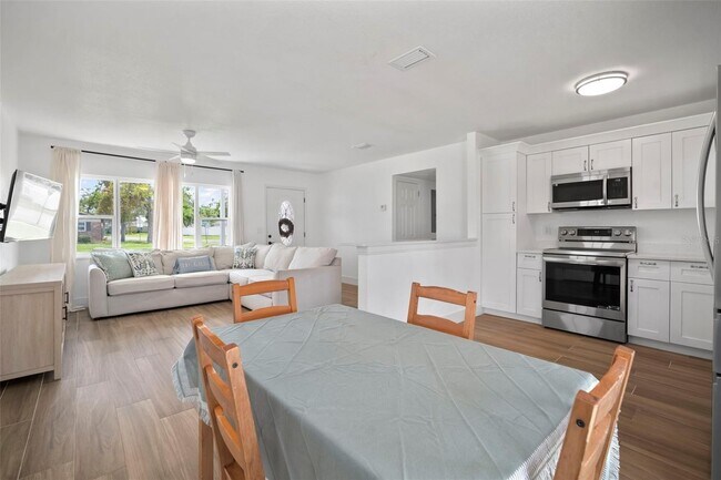 Building Photo - 7717 W Powhatan Ave