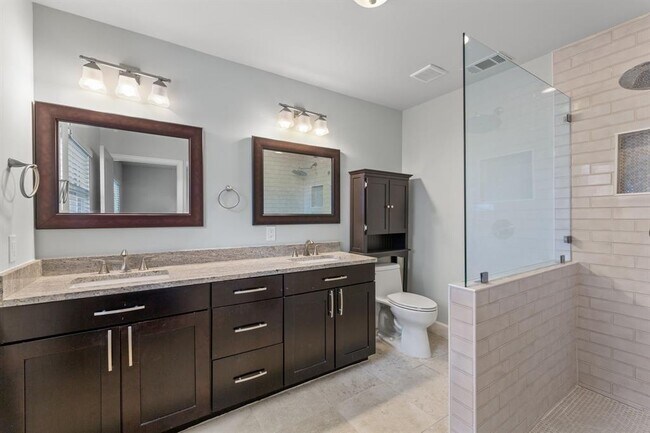 Building Photo - 2309 Newfield Ln