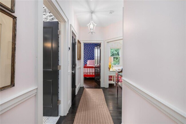 Building Photo - 33 Beacon Hill Rd