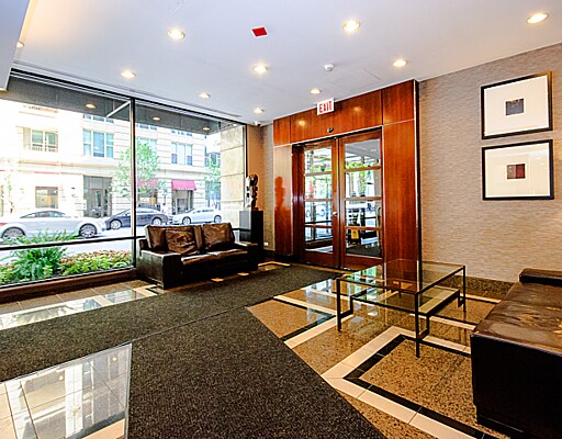 Building Photo - 30 E Huron St