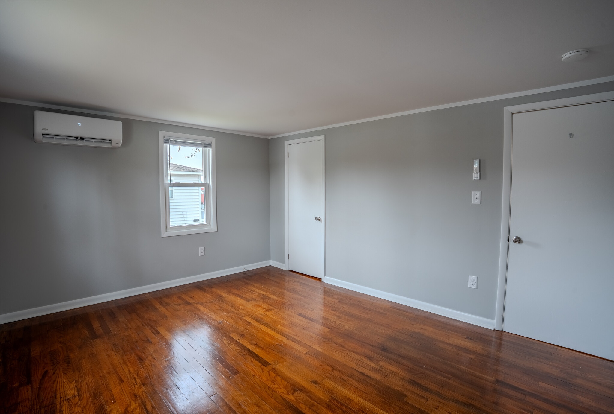 Building Photo - 152 Calvert St