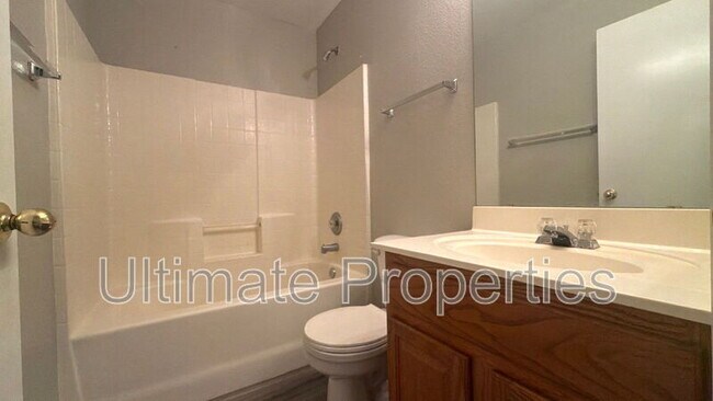 Building Photo - 15345 W Evans Dr
