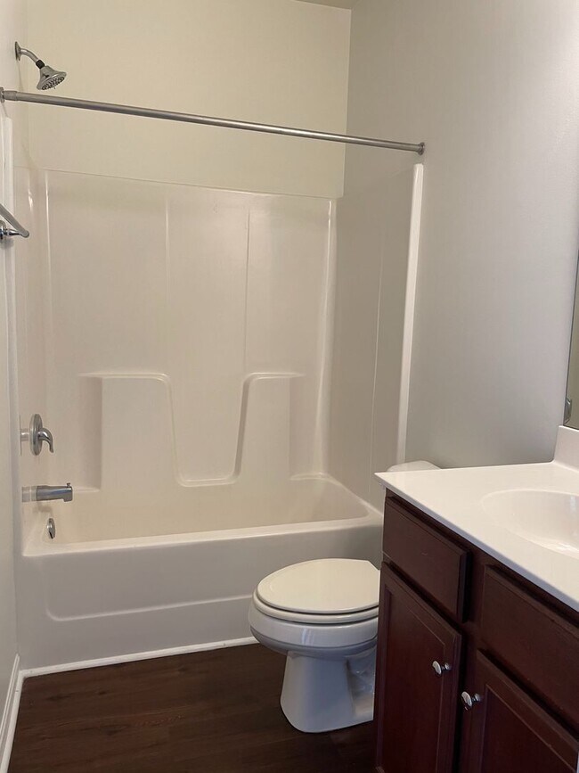 Building Photo - Saylor’s Watch Townhome