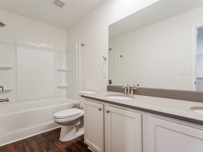 Building Photo - 127 Marin Dr