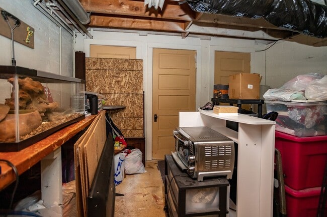 Building Photo - Adorable Ranch in Downtown Colorado Springs!