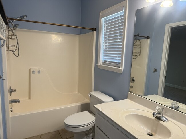 Building Photo - 141 Royal-