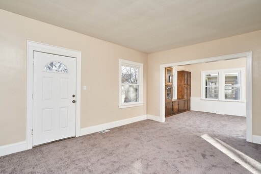 Building Photo - Large Firestone 4 Bed Brick Home