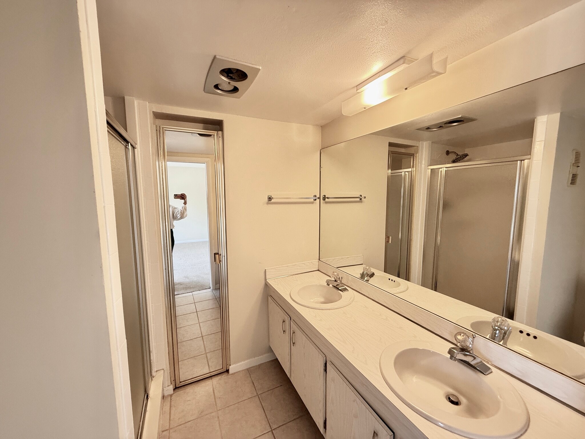 Building Photo - 1166 6th Ave