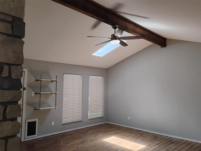 Building Photo - 2018 Ramona Cir