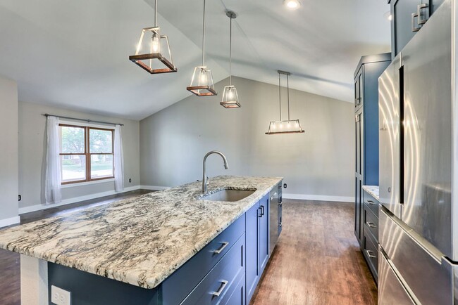 Building Photo - 4 Bedroom home in Fort Collins