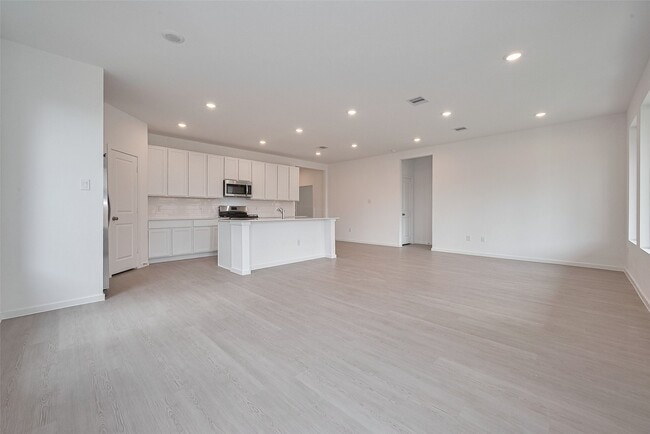 Building Photo - 21722 Colonial Medow Creek Trl