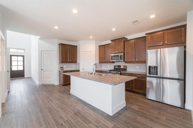 Building Photo - 17723 Tree of Heaven