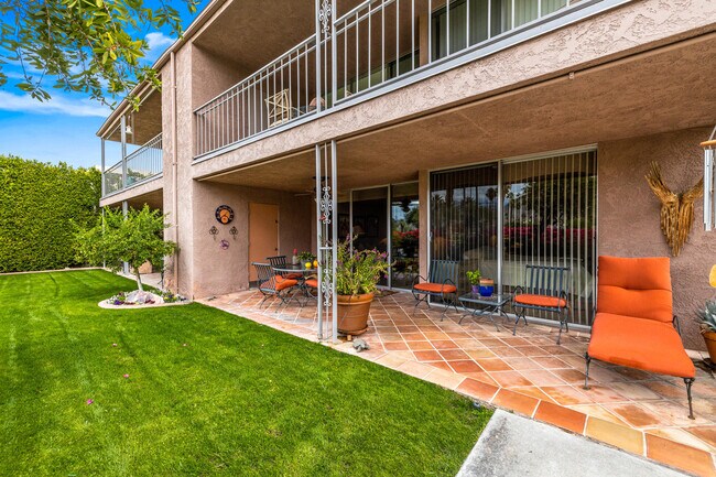 Building Photo - 46305 Portola Ave