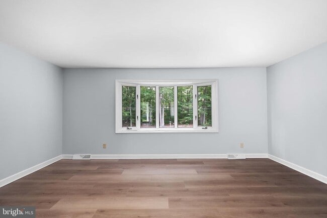 Building Photo - 3335 S Rockfield Dr
