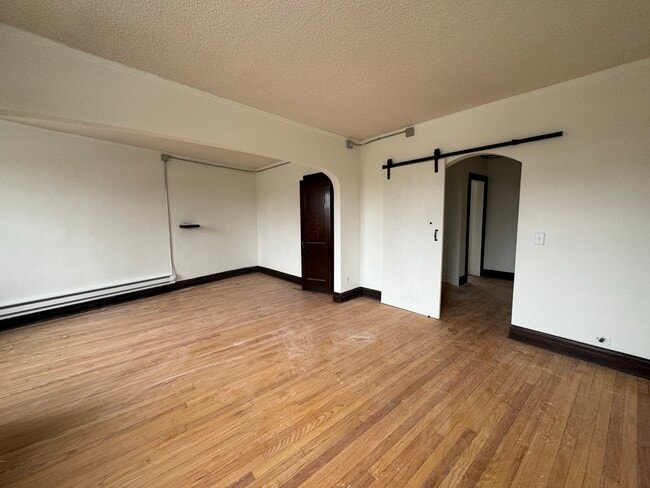 Building Photo - 28W573 Stafford Pl