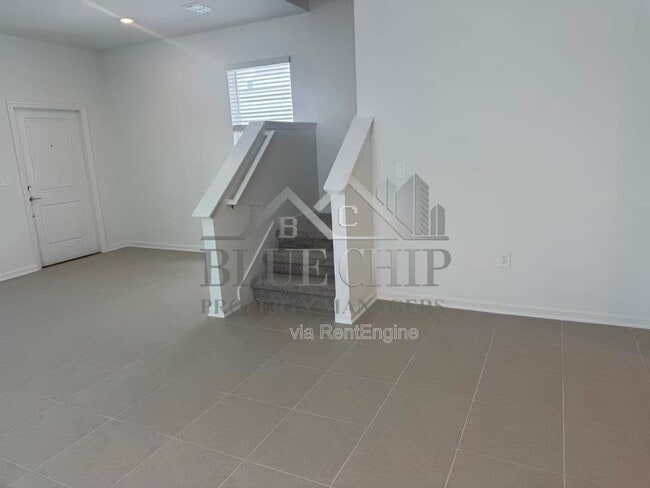 Building Photo - 2563 Rider Rain Ln