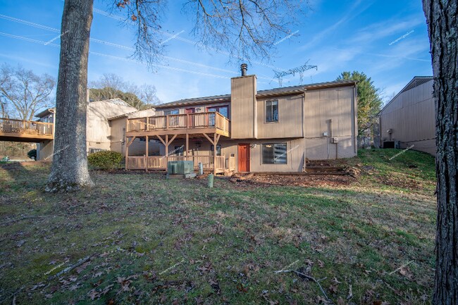 Building Photo - 8709 Olde Colony Trail