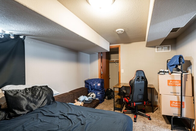 Building Photo - 1801 S 64th St