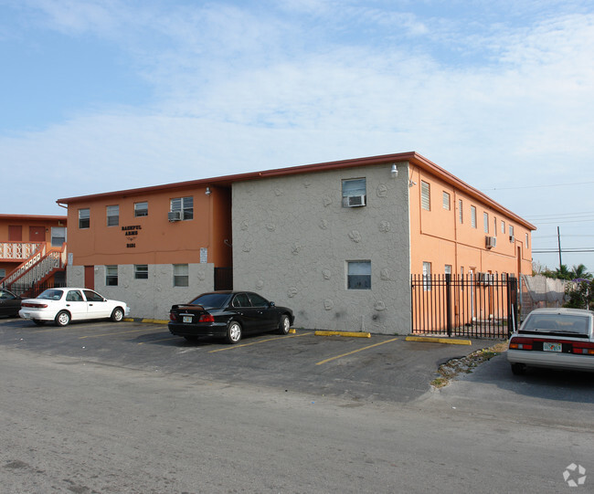 Building Photo - Bashful Arms Apartments
