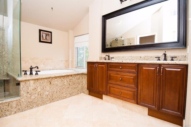 Building Photo - 3177 Sonoma Valley Dr
