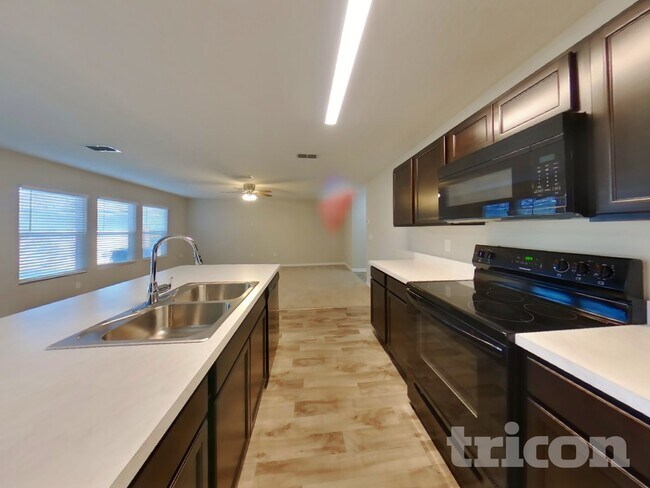 Building Photo - 7741 Courage Court Jacksonville FL