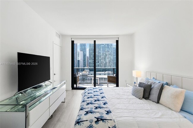 Building Photo - 55 SW 9th St