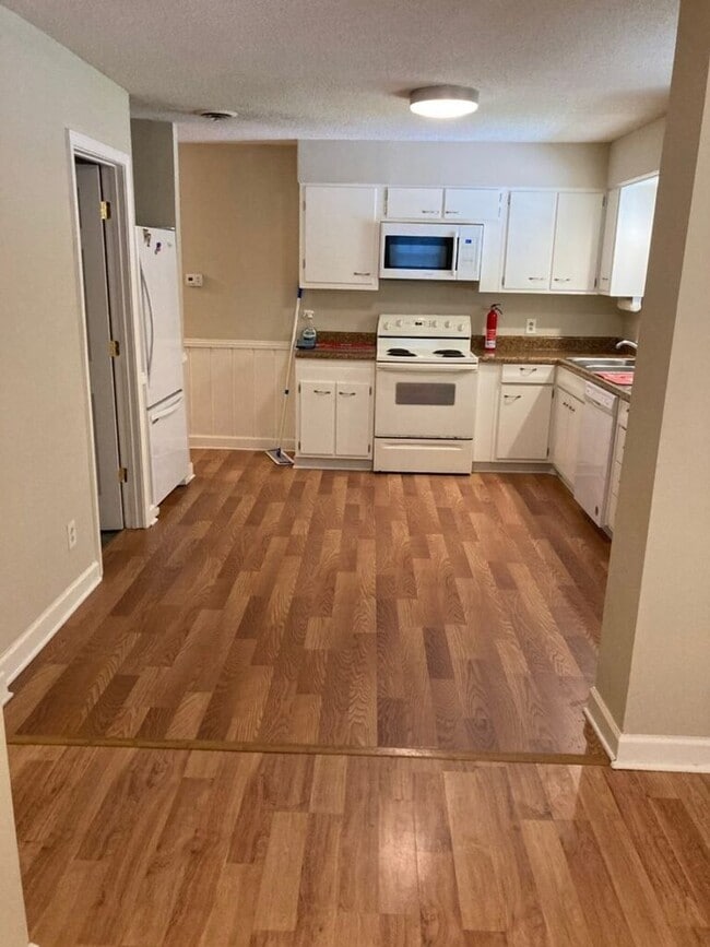 Building Photo - Charming 3BR House in Winston Salem