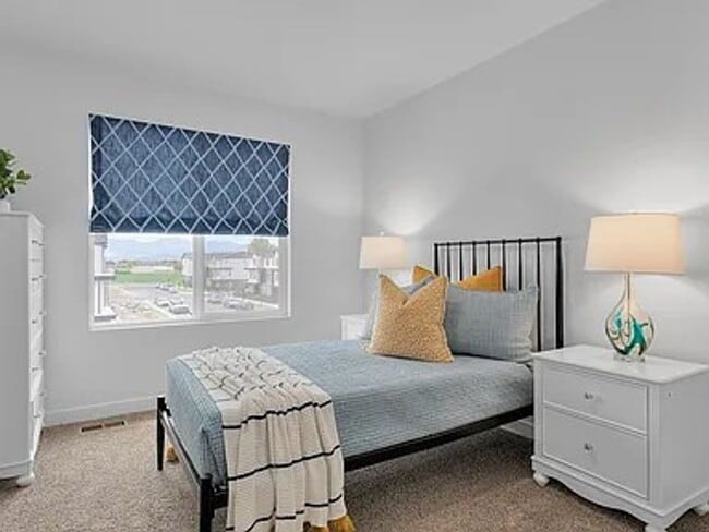 Building Photo - GORGEOUS American Fork Townhome!!!