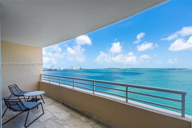 Building Photo - 808 Brickell Key Dr