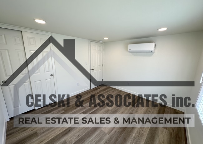 Building Photo - Beautifully Updated 2-Bedroom, 1-Bathroom ...