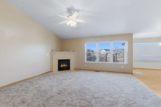 Building Photo - Woodman Hills 4 bdrm rancher