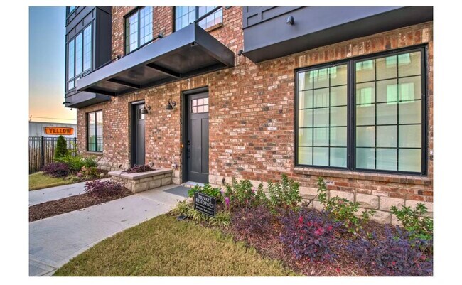 Building Photo - 294 Reed Walk SW