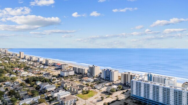 Building Photo - 4701 S Ocean Blvd