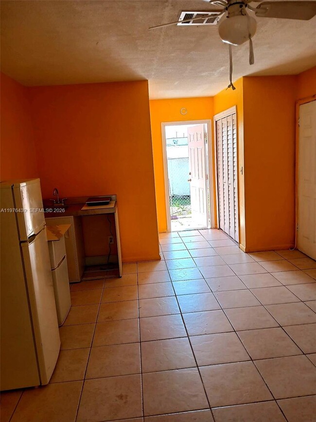 Building Photo - 505 NW 3rd St