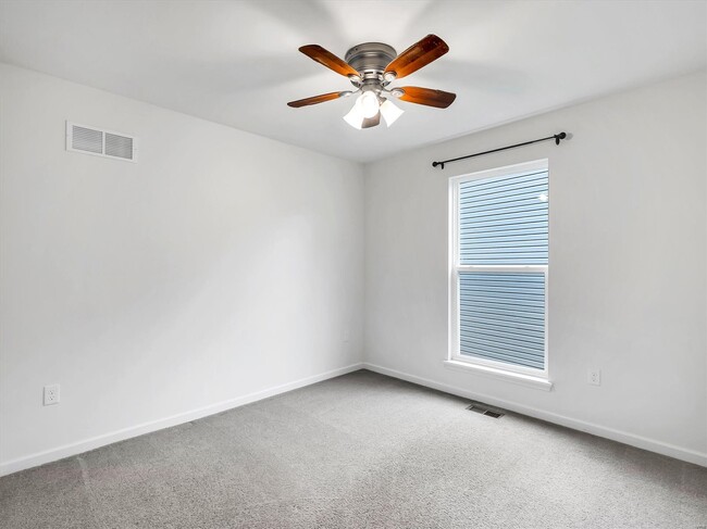 Building Photo - 1631 Ridgefield Blf Ct