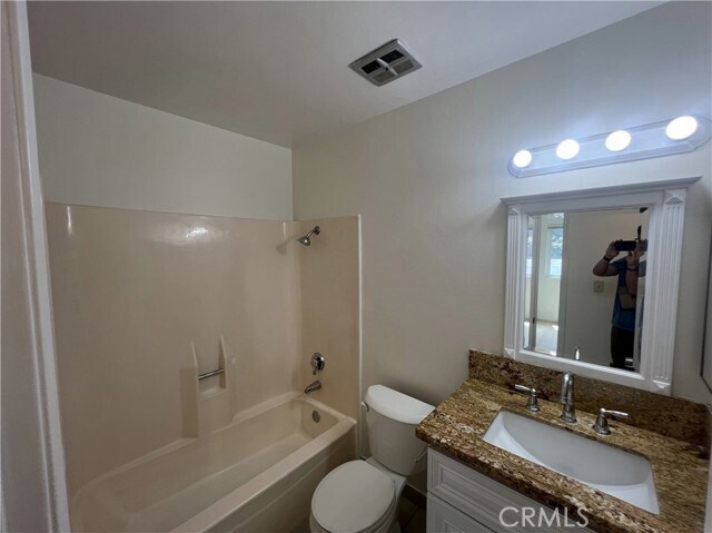Building Photo - 5444 Cajon Ave