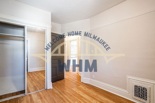 Building Photo - 1578 S 72nd St