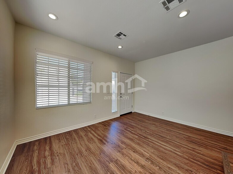 Building Photo - 7901 Rustic Canyon Ct