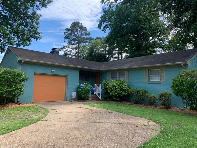 Building Photo - 309 Ronald Dr