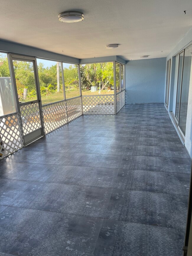 Building Photo - 4351 Orange Grove Blvd