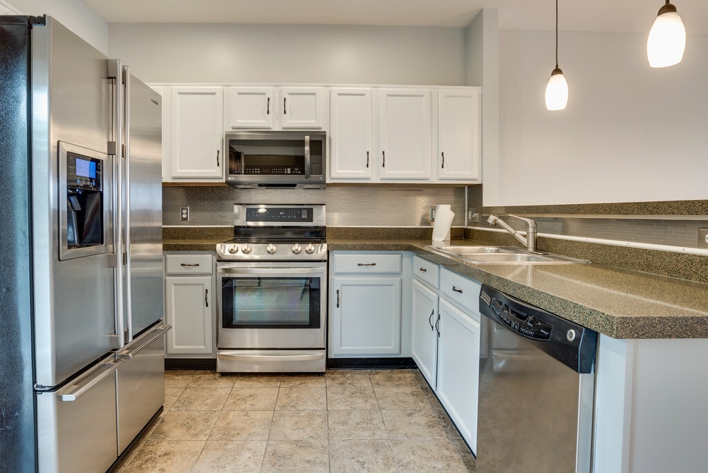 Building Photo - 545 Swiss Ave